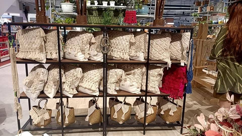 Handcrafted Macramé Dining & Living Accent